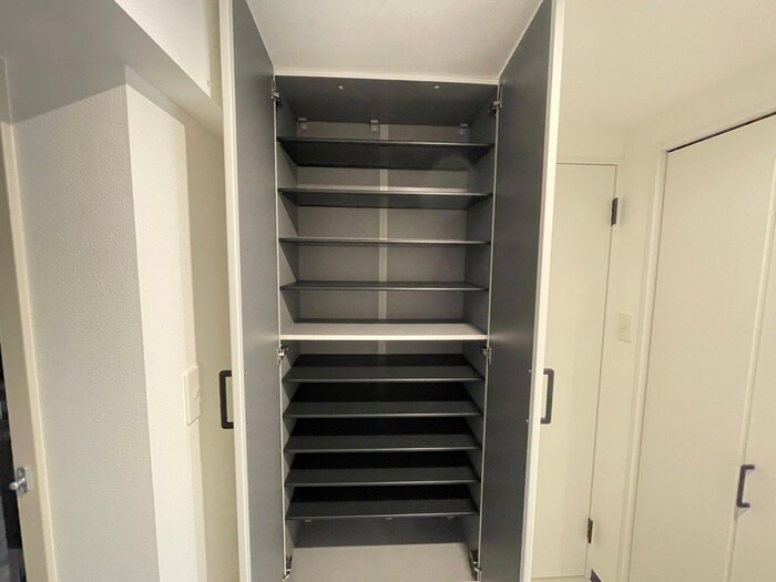 物件内観写真17　(靴箱)