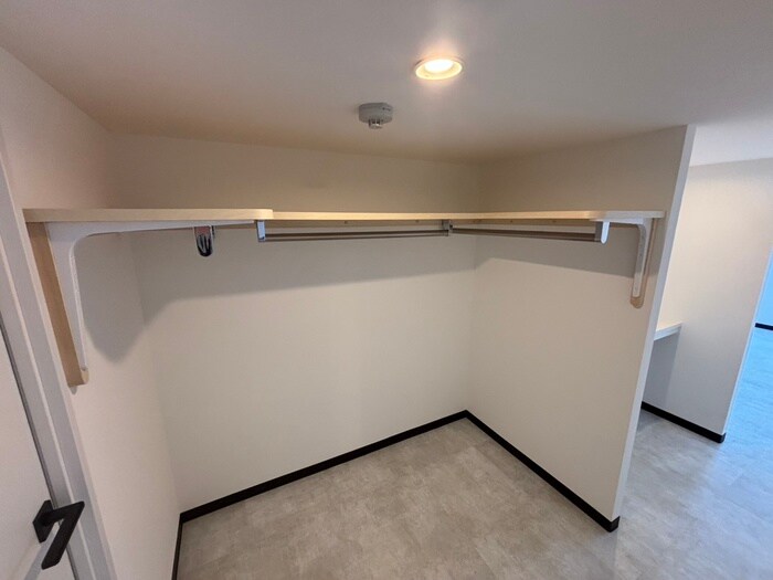 物件内観写真17　(収納)