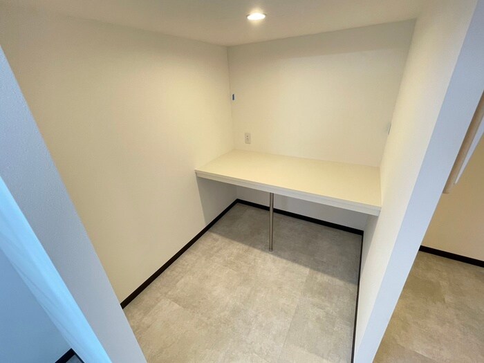 物件内観写真17　(内観写真)