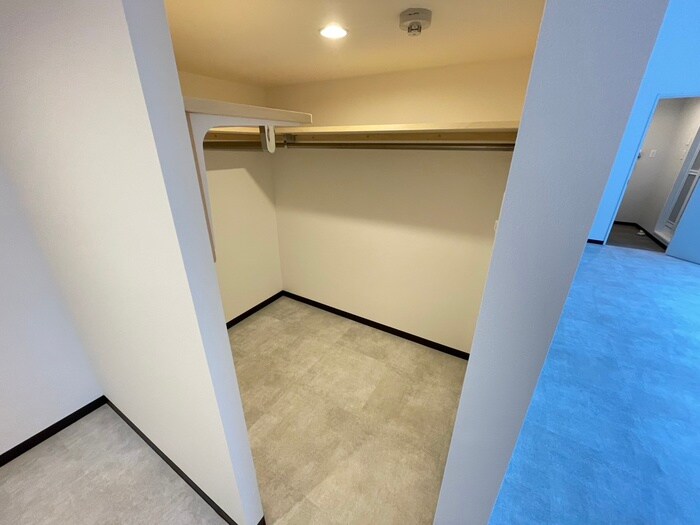 物件内観写真18　(収納)