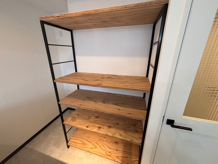 物件内観写真18　(収納)