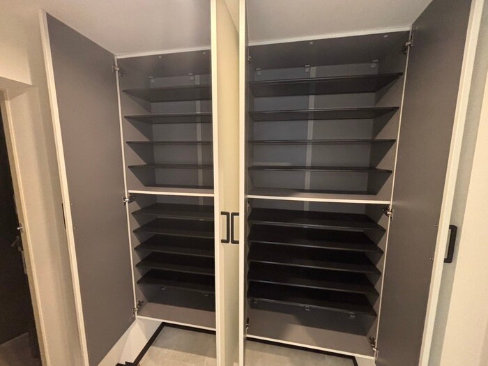 物件内観写真20　(靴箱)