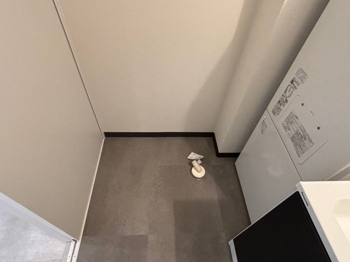 物件内観写真21　(洗濯機置場)