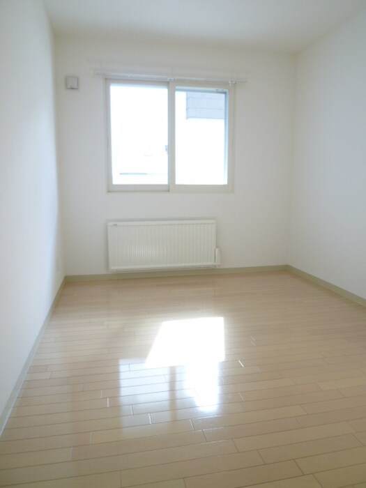 物件内観写真11　(居室)