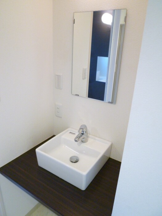 物件内観写真12　(洗面)