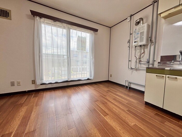 物件内観写真8　(居室)