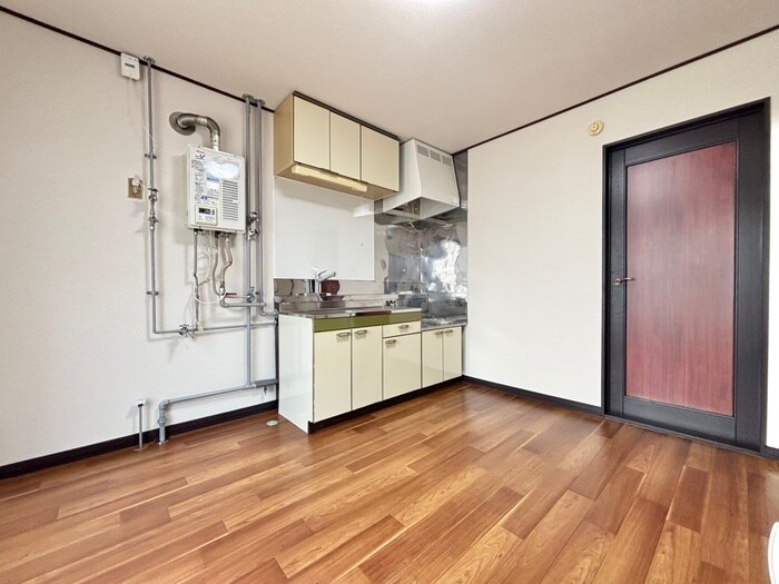 物件内観写真9　(居室)