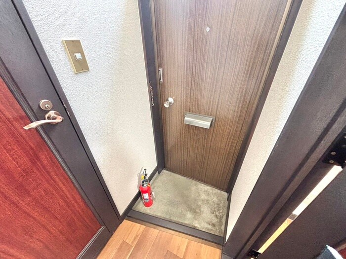 物件内観写真20　(玄関)