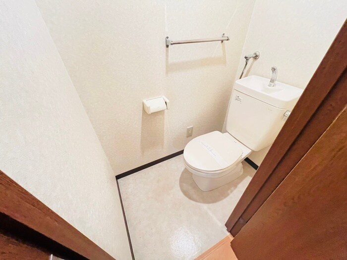 物件内観写真10　(トイレ)
