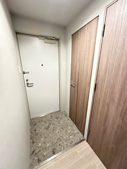 物件内観写真20　(玄関)