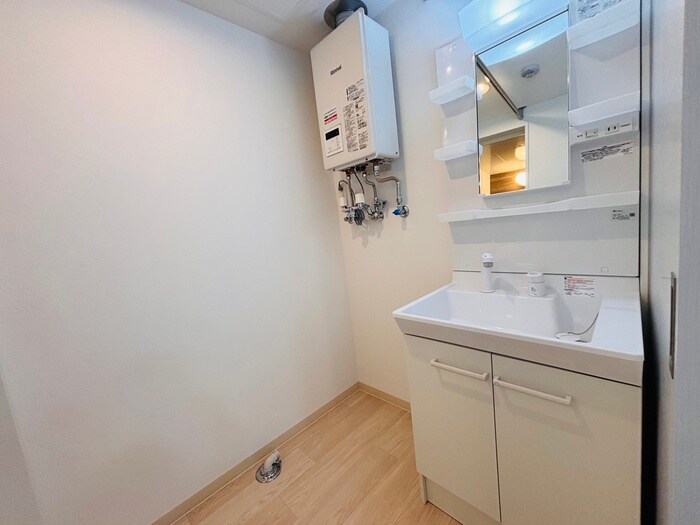 物件内観写真13　(洗面)