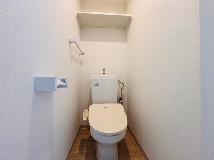 物件内観写真14　(トイレ)