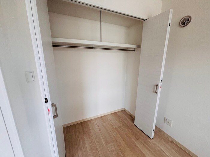 物件内観写真15　(収納)