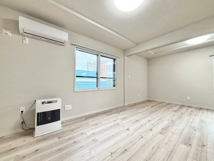 物件内観写真12　(居室)