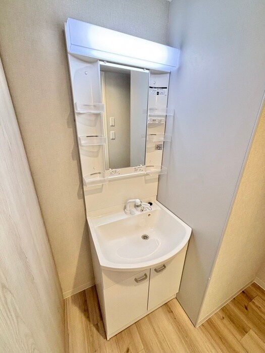 物件内観写真17　(洗面)