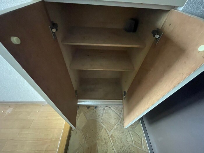 物件内観写真13　(靴箱)