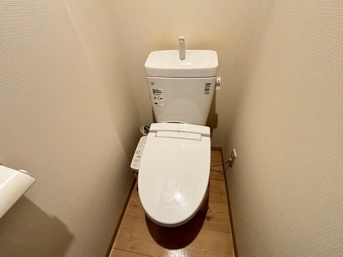 物件内観写真15　(トイレ)