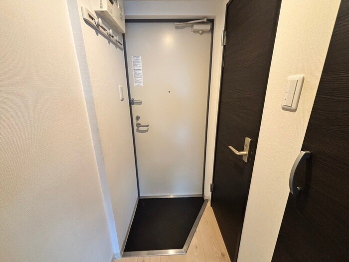 物件内観写真20　(玄関)