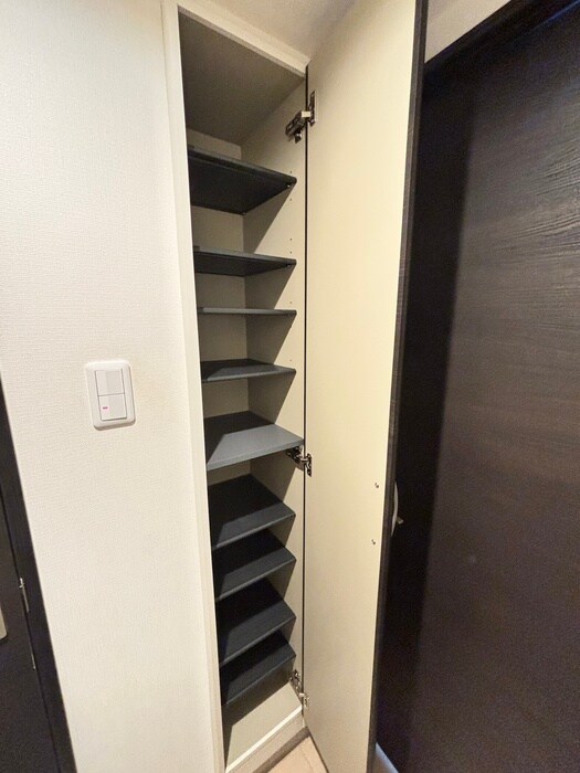 物件内観写真21　(靴箱)