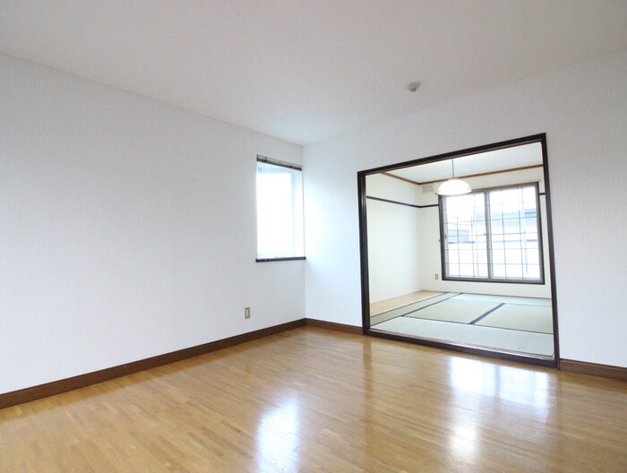 物件内観写真6　(居室)