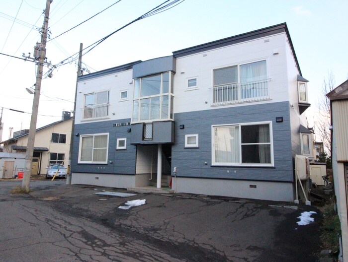 物件外観写真3　(外観写真)