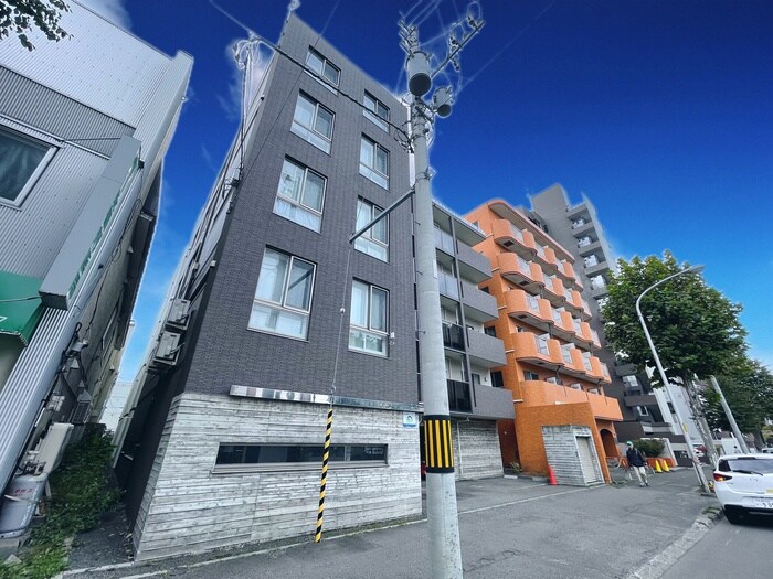 物件外観写真2　(外観写真)