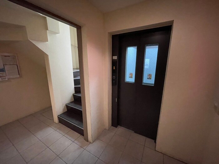 物件外観写真6　(建物設備)