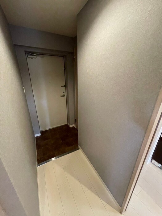 物件内観写真16　(玄関)