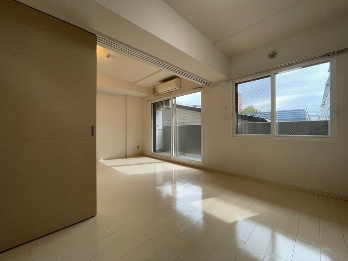 物件内観写真22　(居室)