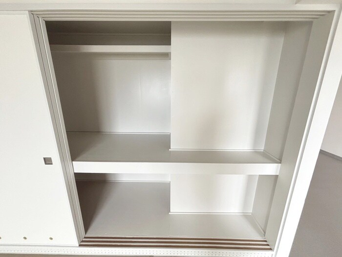 物件内観写真12　(収納)