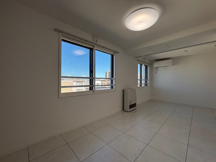 物件内観写真10　(居室)