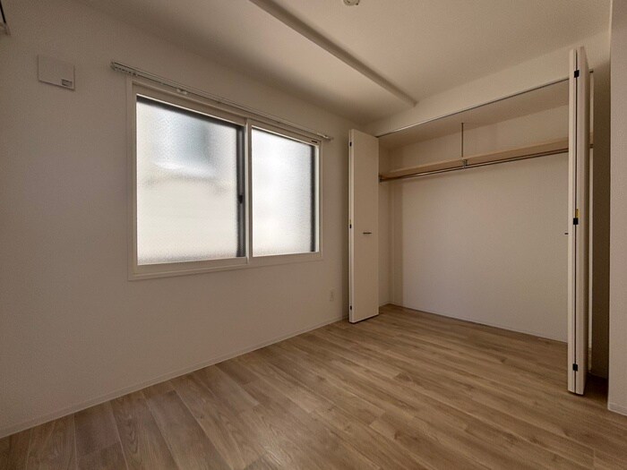 物件内観写真11　(居室)