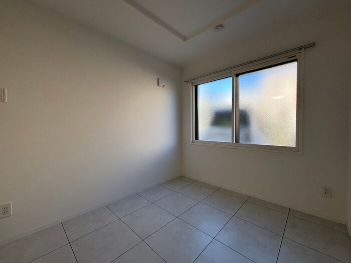 物件内観写真12　(居室)