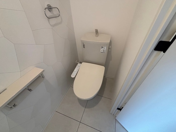 物件内観写真15　(トイレ)