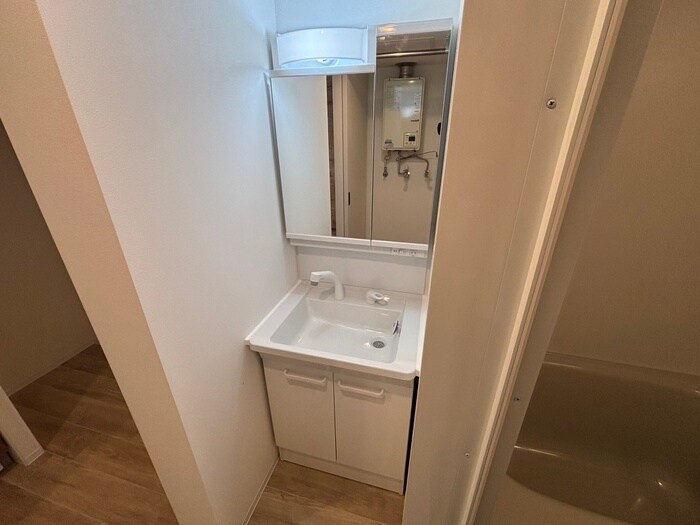 物件内観写真16　(洗面)