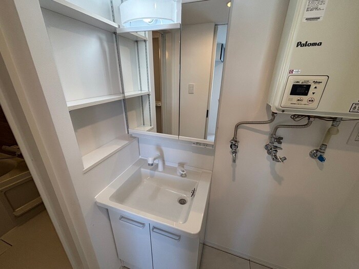 物件内観写真16　(洗面)