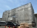 建築中
