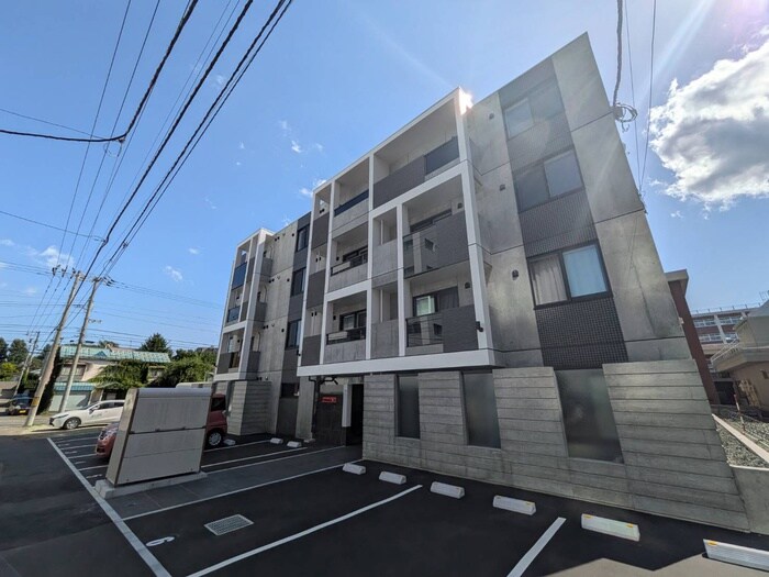 物件外観写真2　(外観写真)