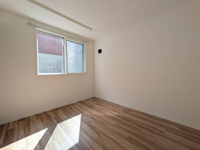 物件内観写真12　(居室)