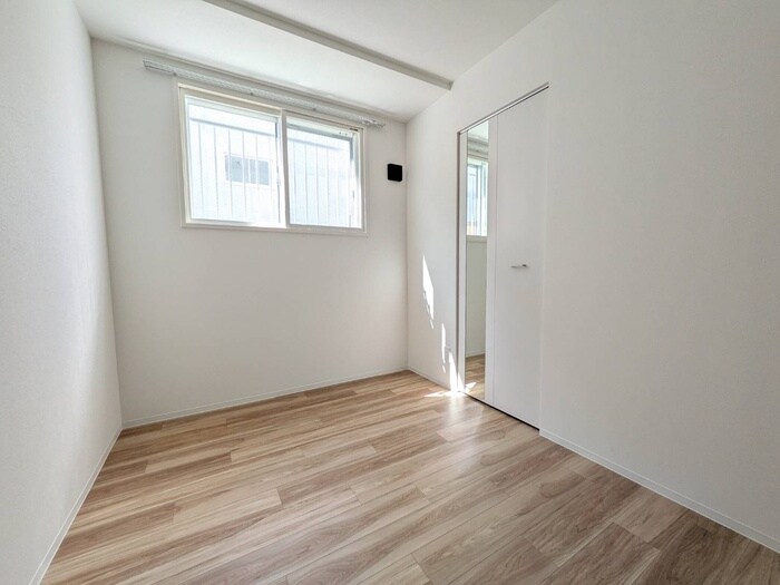 物件内観写真12　(居室)