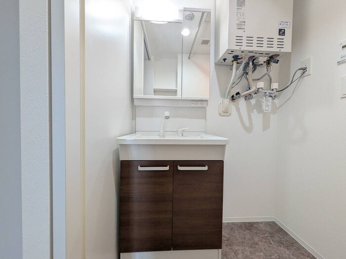 物件内観写真18　(洗面)