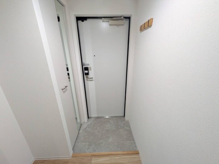 物件内観写真21　(玄関)