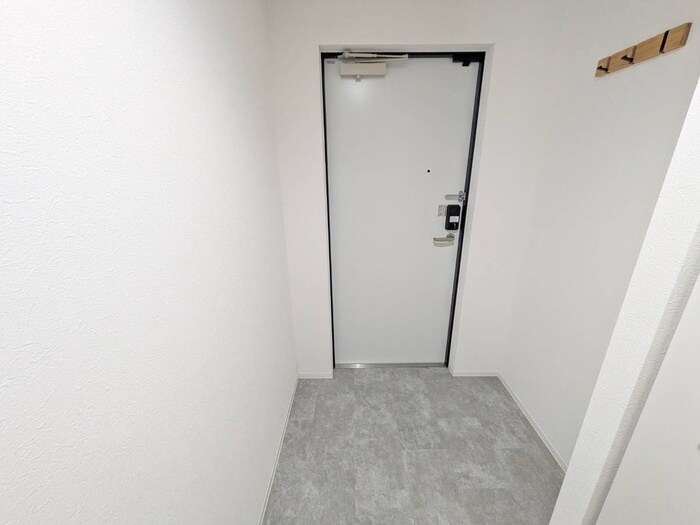 物件内観写真21　(玄関)