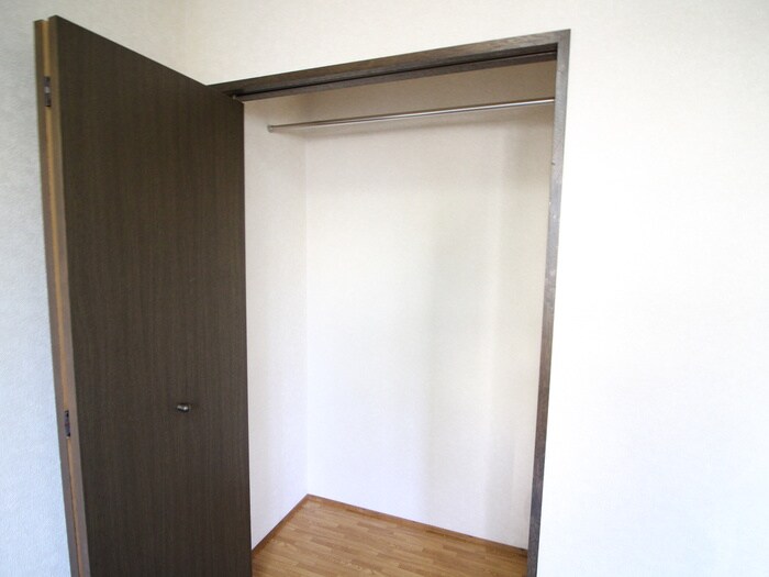 物件内観写真11　(収納)