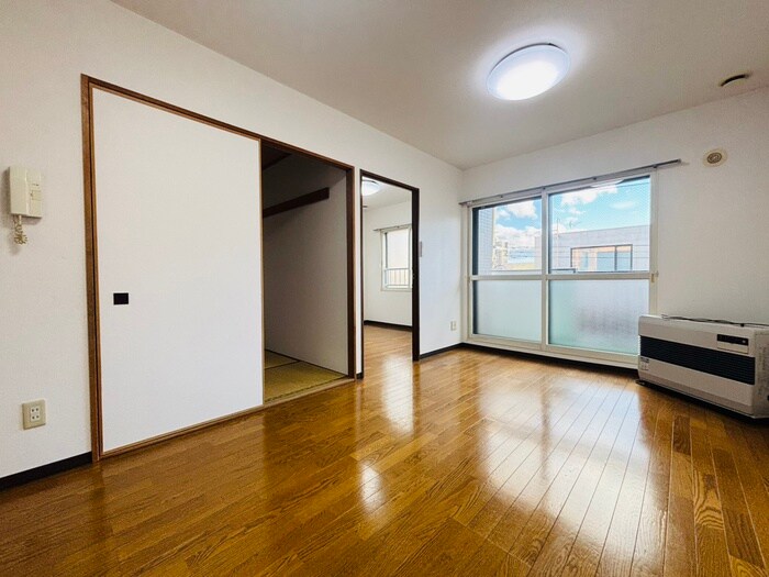 物件内観写真8　(居室)