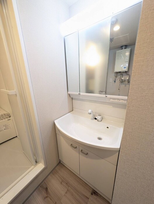 物件内観写真15　(洗面)