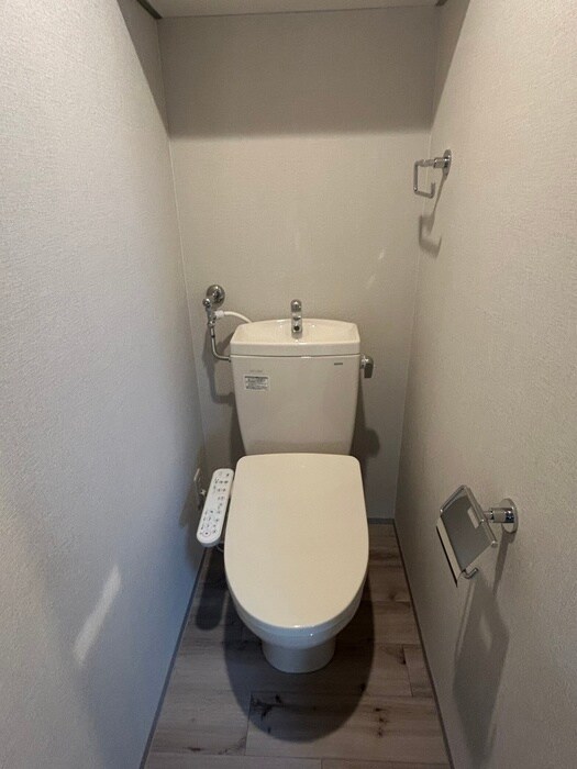 物件内観写真15　(トイレ)