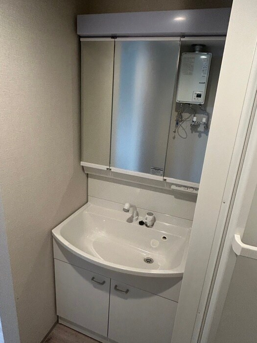 物件内観写真16　(洗面)