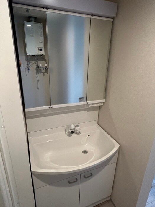 物件内観写真16　(洗面)