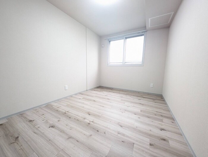 物件内観写真17　(居室)